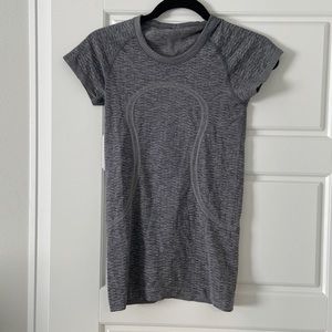 Lululemon Swiftly Tech Short Sleeve